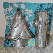 Cake Tin Moulds Christmas Tree & Yule Log