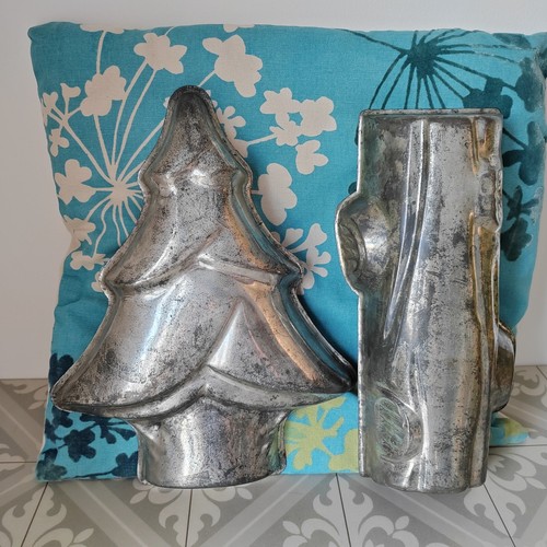 Cake tin moulds christmas - tin,