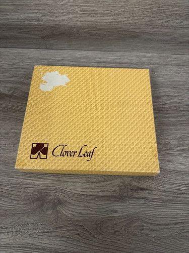 Vintage clover leaf - vintage,