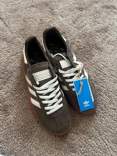 Brown adidas spezials - spezials, uk