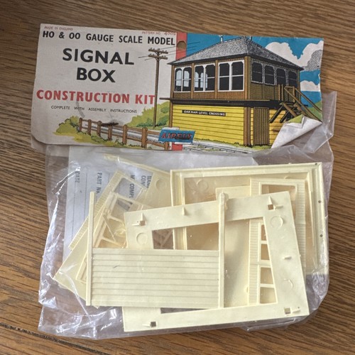 Airfix oakham signal box - airfix,