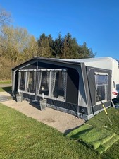 DOREMA Monza 240 Deluxe Caravan Awning Upgraded Poles Size 16,   8 Months Old 