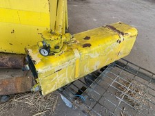 Metal hydraulic oil tank c/w