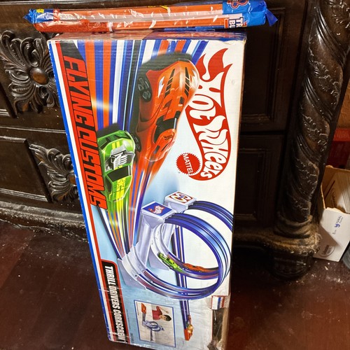Mattel hot wheels flying - mattel,
