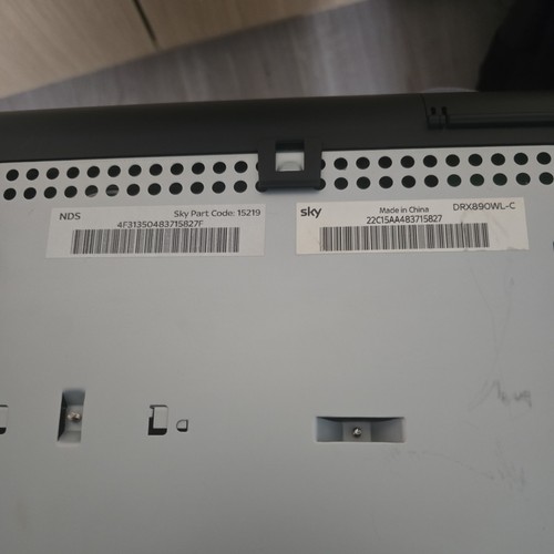 Sky plus box drx890 - sky,