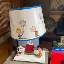 Snoopy m26H Vintage Lamp Stand