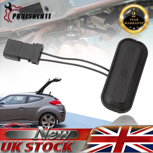 Rear tailgate boot - rear,
