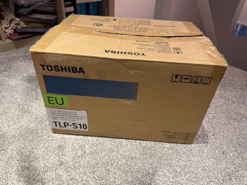 Toshiba tlp s10 projector - toshiba,