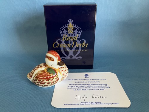 Royal crown derby - derby, paperweight