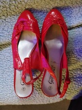 Shinny Red Low Heeled Sling