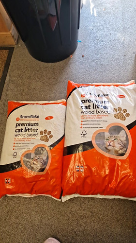 Snowflake premium cat - snowflake, litter