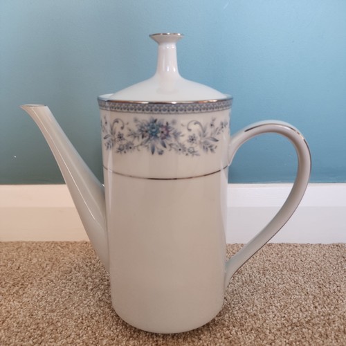 Noritake blue hill 2482 - noritake,