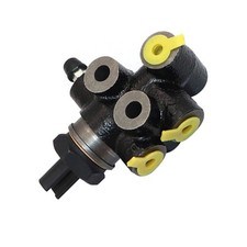 Brake Proportioning Valve Suitable For Toyota Hilux 1997-2002 RZN169 RZN174 4WD
