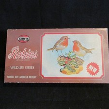 AIRFIX  04830-5  WILDLIFE SERIES.ROBINS.FACTORY SEALED BAG.