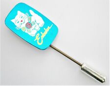 V509) Vintage Enkalon Cat Kitten Wool String Rope tie lapel pin badge