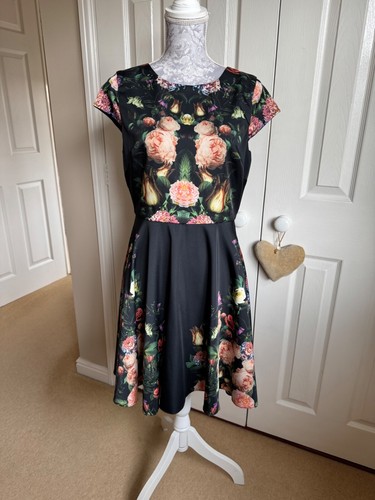 Untold black rose - black, a