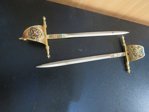 Pair vintage toledo spain - vintage, mini