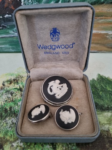 Beautiful vintage wedgewood - vintage,
