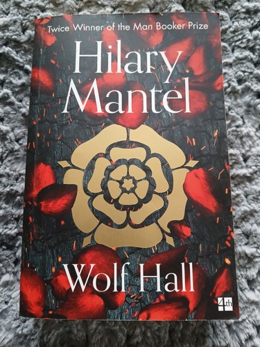 Wolf hall paperback - wolf, hilary