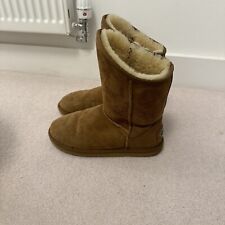 australia luxe boots Size 6