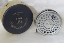 HARDY MARQUIS 10 FLY FISHING REEL IN ITS HARDY POUCH