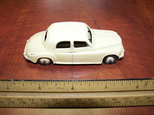 Vintage dinky toys rover - rover, 75
