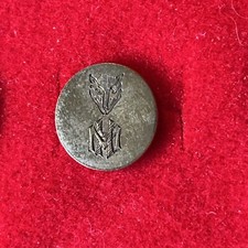 Hunt button meander foxhounds - button.,