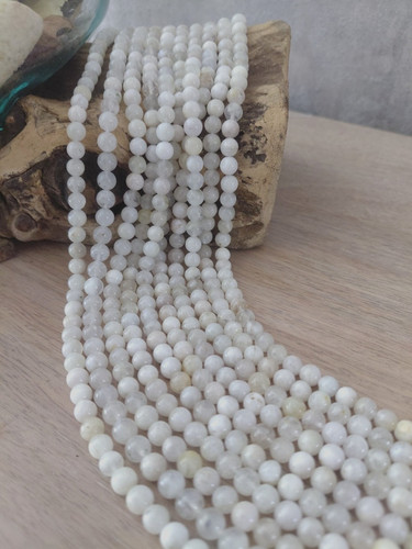 Moonstone natural round beads - round,