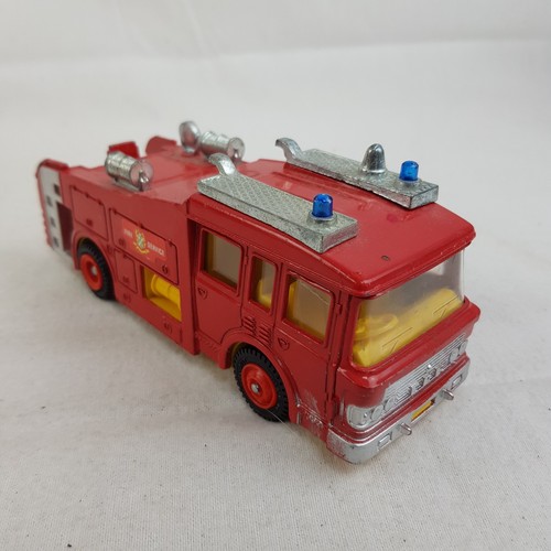 Dinky toys fire tender - toys,