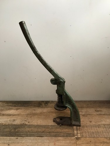 Vintage mechanical press handy - mechanical,