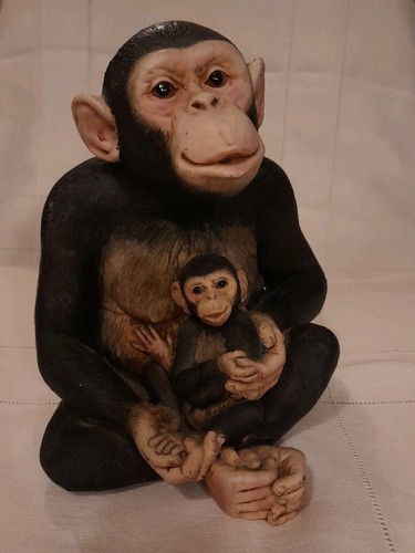 Chimpanzee mother baby - &, resin