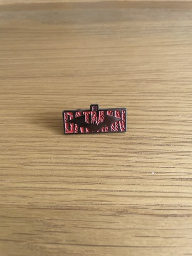 The batman title pin badge - batman,