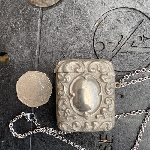 Antique circa 1900 - 1900, silver