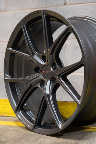 Velocity vc3 alloy wheels - 18",