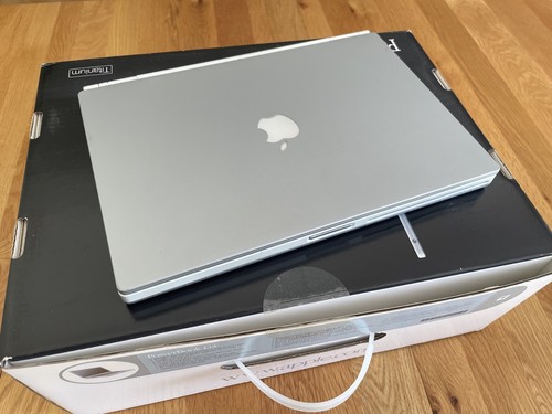 Apple powerbook titanium 15 - titanium,