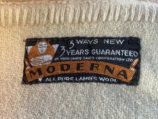 LOT 7 - VINTAGE 1950s - MODERNA - 100% LAMBS WOOL BLANKET 63” x 78” (SINGLE BED)