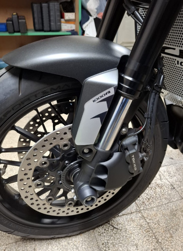 Cb1000r pair front brake - front,
