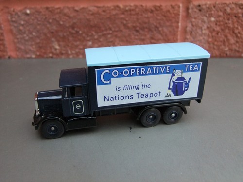 Lledo scammell truck - lledo,