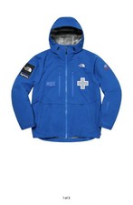 Supreme x The North Face
