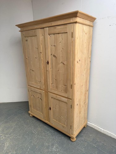 Pretty moulded antique - moulded, /