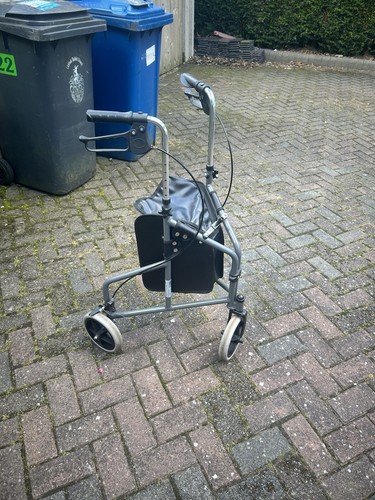 Three wheel rollator - wheel,