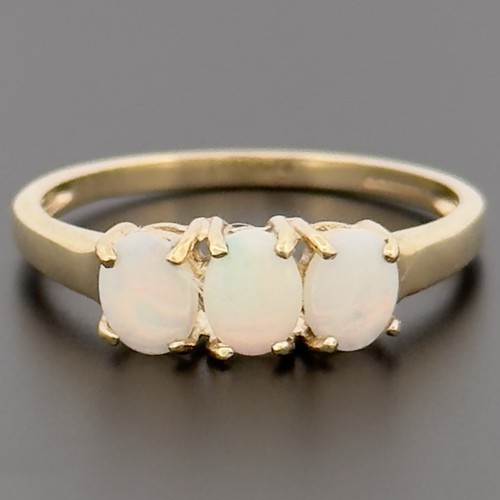9ct yellow gold opal three - yellow,