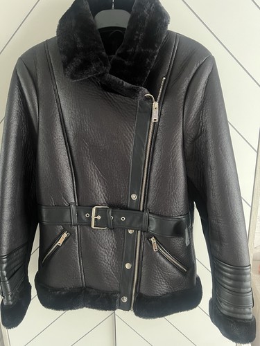 River island black - river,
