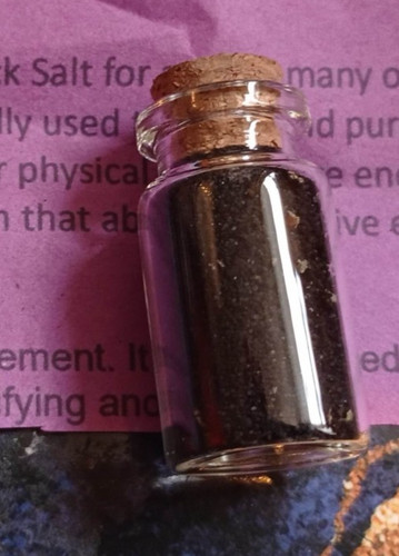 Witch black salt bottle - black,