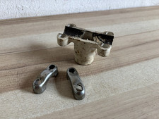 ARIEL ARROW HANDLE BAR CLAMP