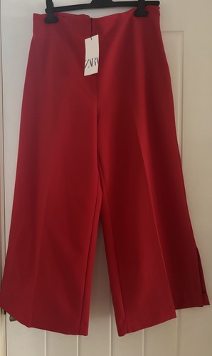 Zara bnwt bright red - bnwt, cropped