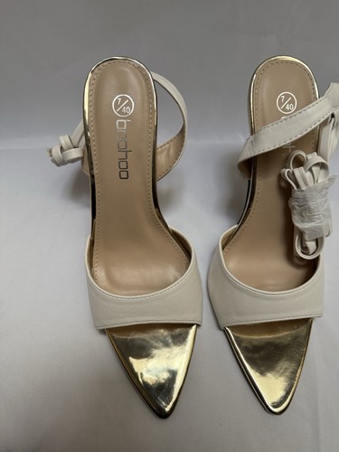 Boohoo wide fit white - fit, gold