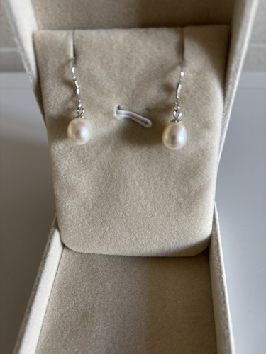 Genuine pearl earrings - genuine, earrings,