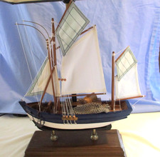 Sailing Ship Table Lamp Full Working Order, Very good condition, please read