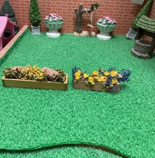 Dollhouse 1/12 vintage window boxes with flowers
